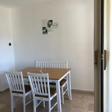 Levon Apartamento Ildiri