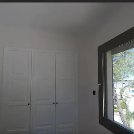Levon Apartment